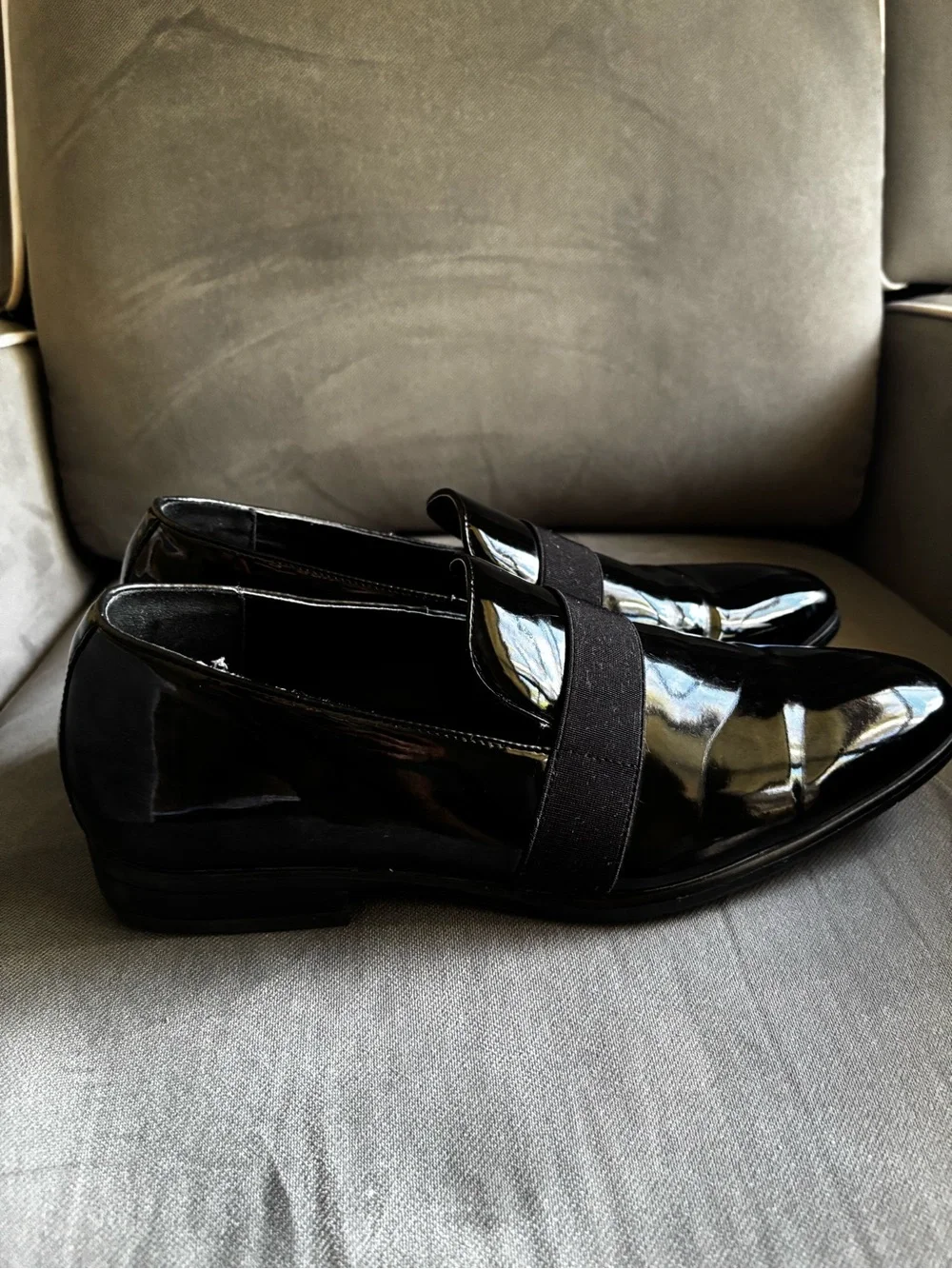 Van Heusen Black Patent Leather Slip-On Loafers with Elastic Strap